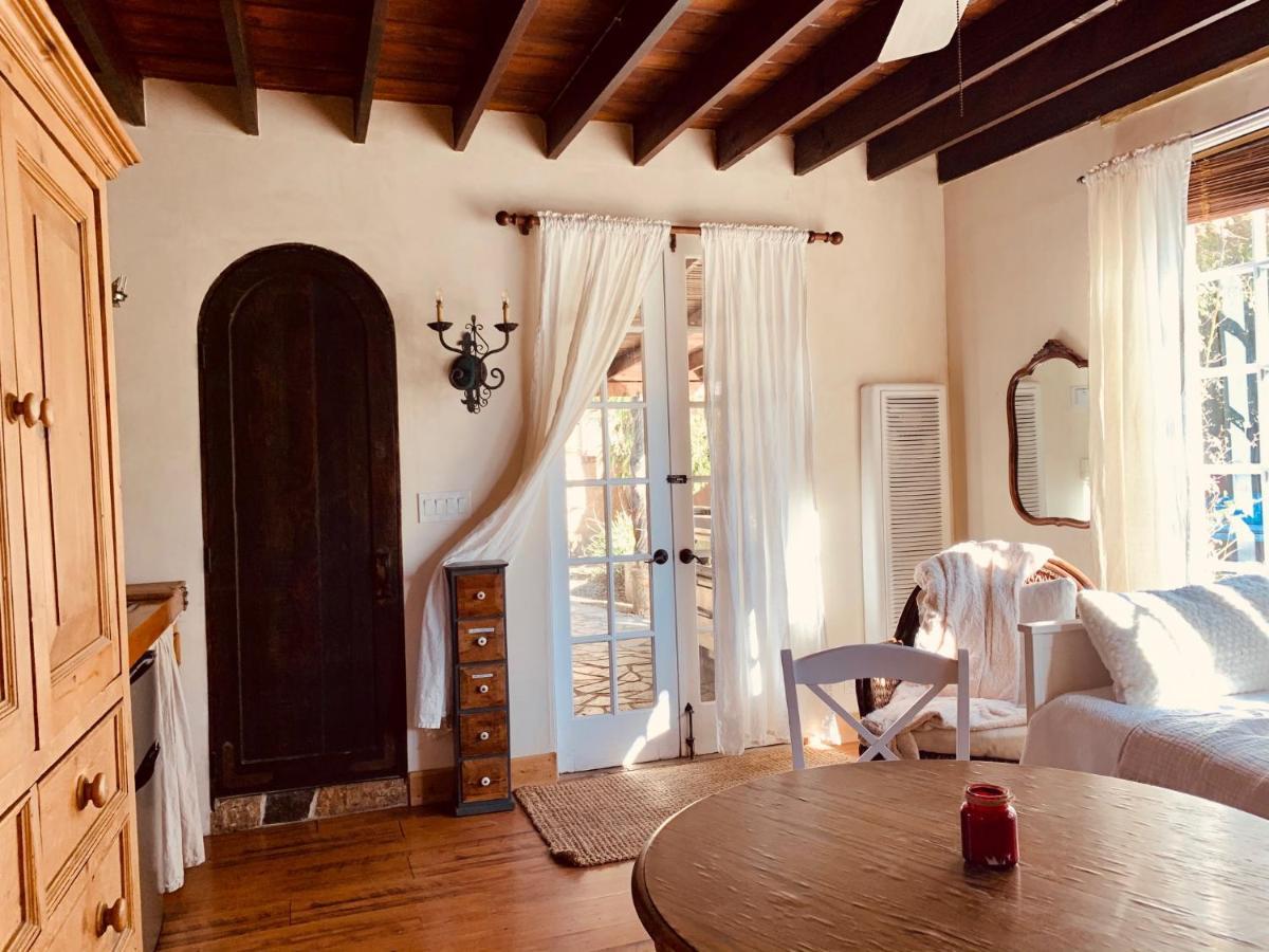 Under The Tuscan Sun Cottage In West Los Angeles Exteriér fotografie